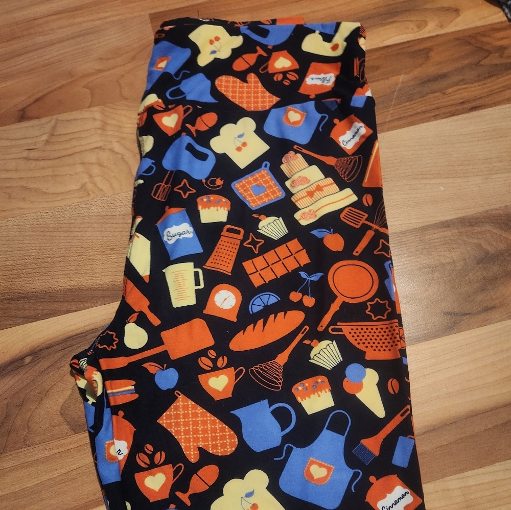 Colorful Kitchen-Themed Leggings